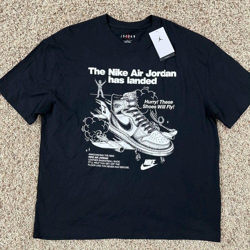 Jordan Women's Oversized Graphic T-Shirt Black HJ0136-010, Size Large (New)